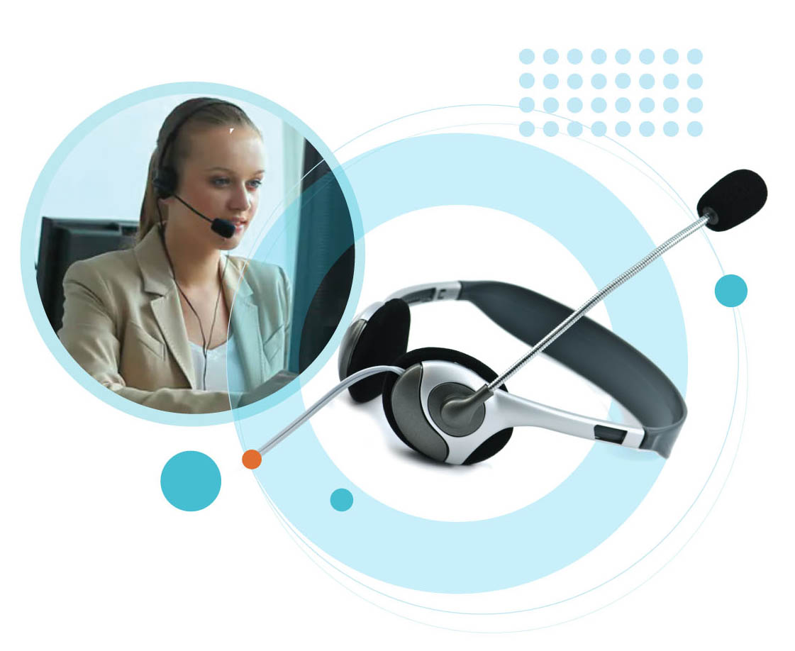Customer support agent talking to a Customer with headphone